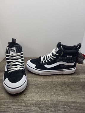VANS MTE Cold Weather High Top Sneakers Shoes Black Beige White Women's 7.5 New